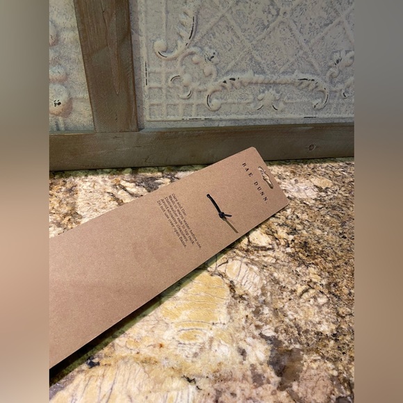 Rae Dunn ROLL long Wood rolling pin - Picture 4 of 4